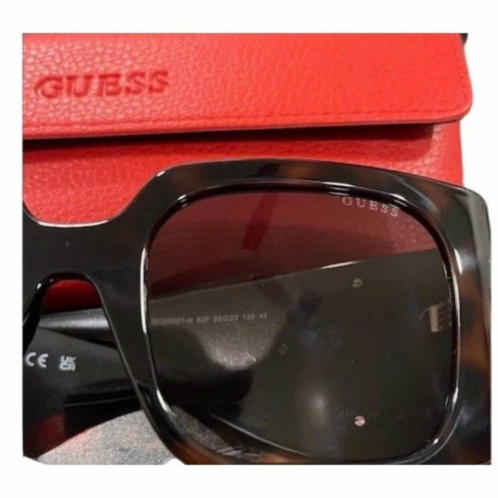 GUESS Oversized Square Sunglasses Women’s Havana Tortoise Brown Gradient
